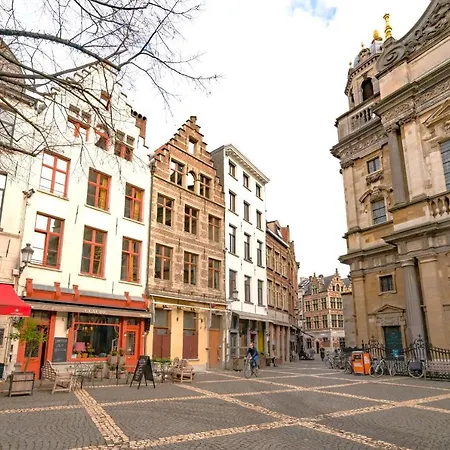 Apartment The Hendrik Square