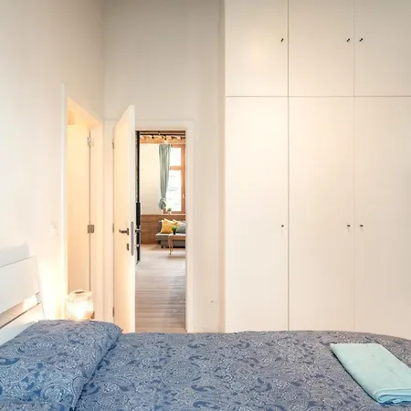 Apartment The Hendrik Square *