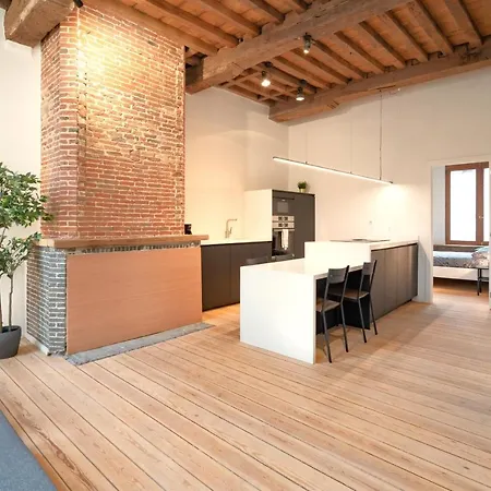 Apartment The Hendrik Square