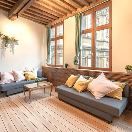 Apartment The Hendrik Square *